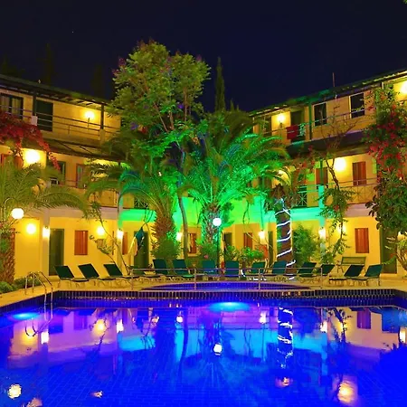 Hotel Bleu Nuit