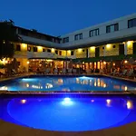 Отель Bleu Nuit 4*